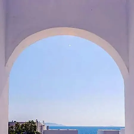Hotel Voca & Santorini Island